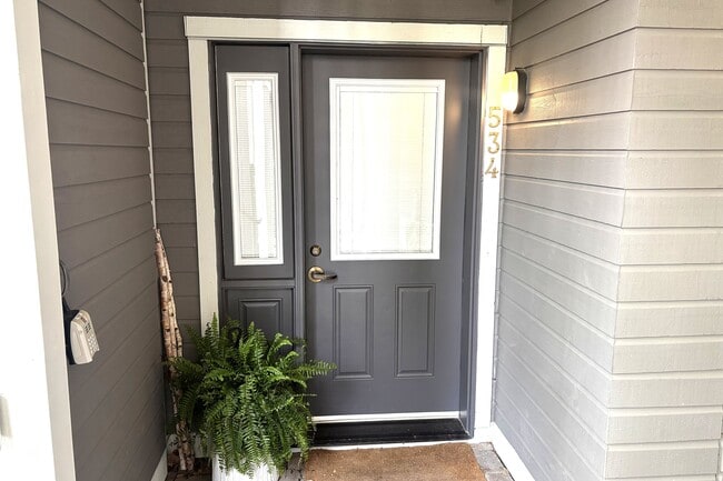 Photo - 534 Mariners Way