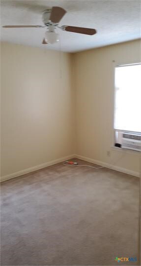Photo - 810 Stetson Ave Apartamento
