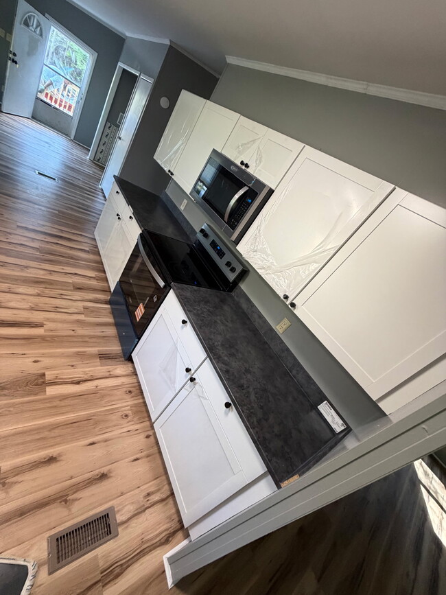 Photo - 214 Magnolia Way