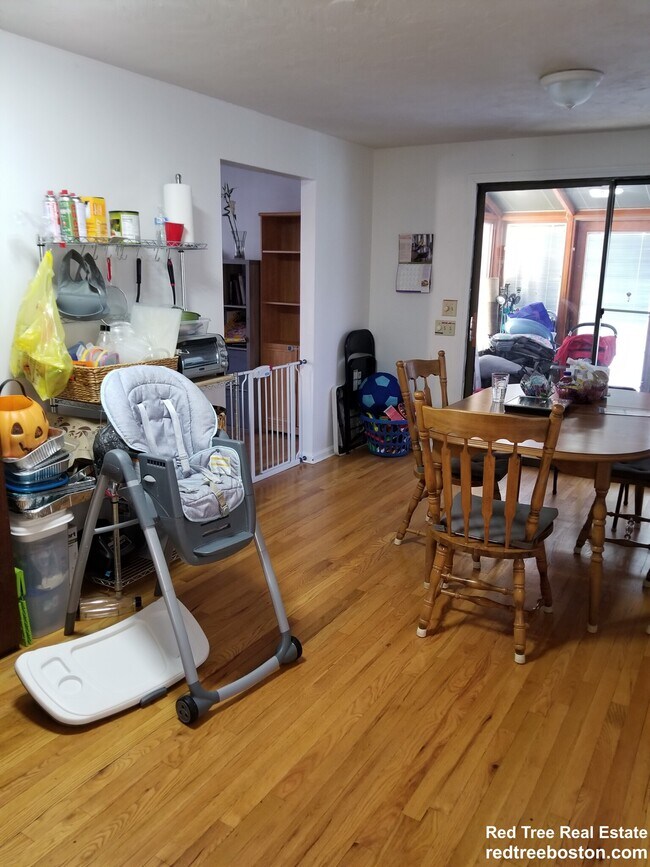 Photo - 23 Thurston Rd Unit 1