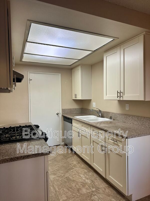 Photo - 2663 N Canal St