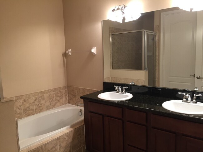 Photo - 3/2.5 Townhouse in Eagle Creek Golf Course Community of Lake Nona (Gated)