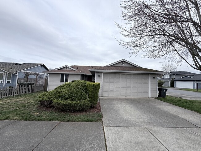 Building Photo - 2731 176th St NE