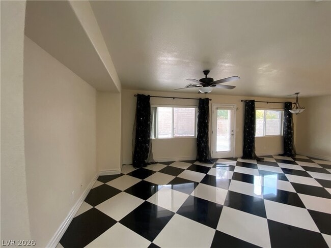 Photo - 175 Real Long Way