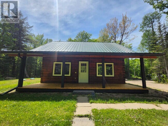 Photo - 3997 Chetwynd Rd