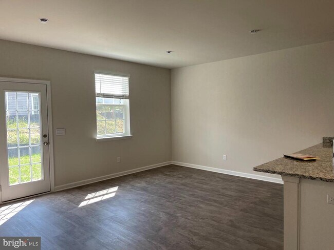 Photo - 218 Allison Dr