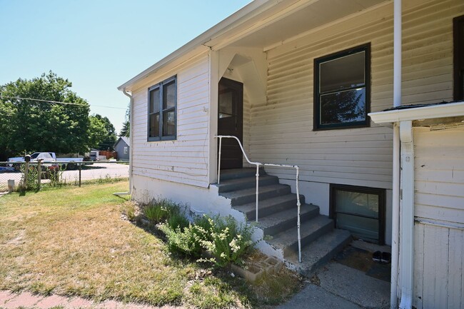 Building Photo - 555 Wyoming Ave Unit 1