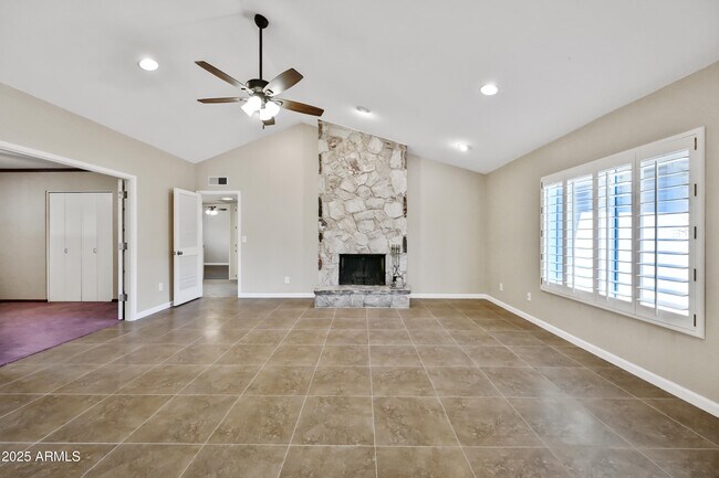 Photo - 324 W Willow Ave