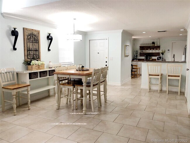 Photo - 1372 Veracruz Ln