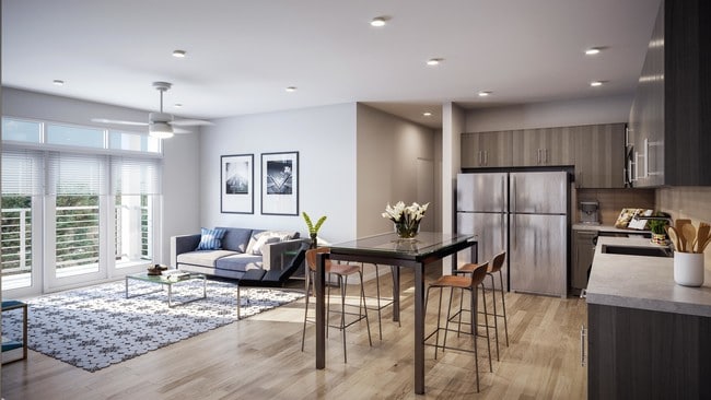 Photo - Yugo Raleigh Logan