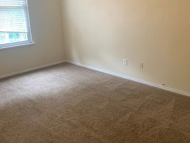 Photo - Lawrenceville
Super spacious townhome