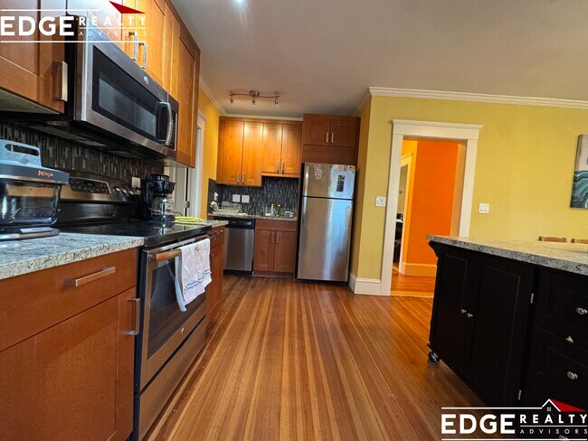 Photo - 136 Summer St Unit 1