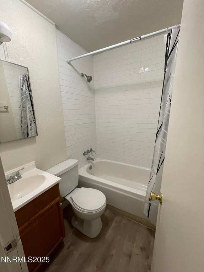 Photo - 180 Mortensen Ln