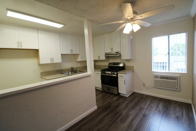 Villa Vista Apartments