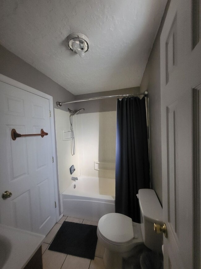 Photo - Historic Bungalow House 2/bd 1/ba 730/sf