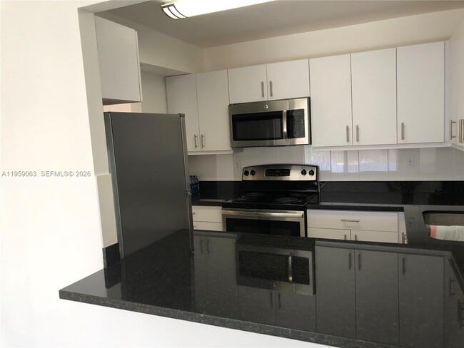 Photo - 9301 SW 92nd Ave Unit A408