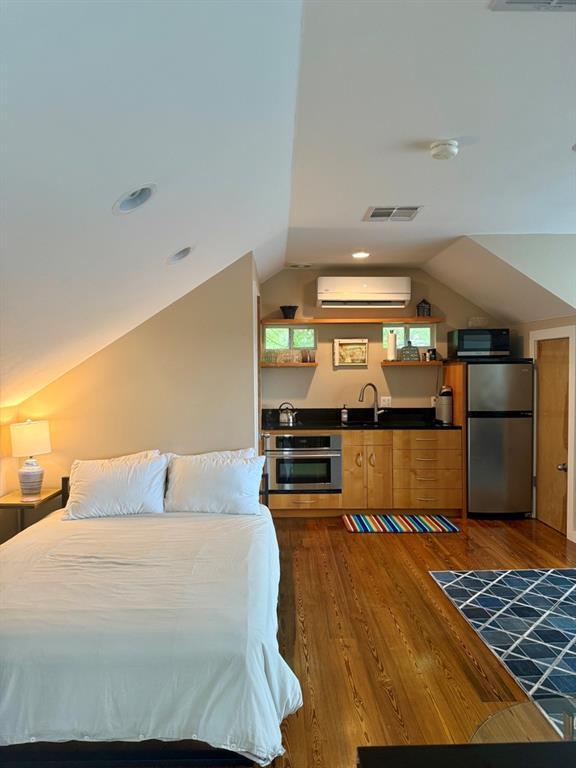 Photo - 4517 Shoalwood Ave