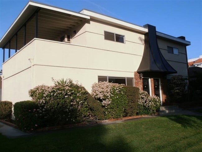 Building Photo - 1709, 1711 Landis Street Rental
