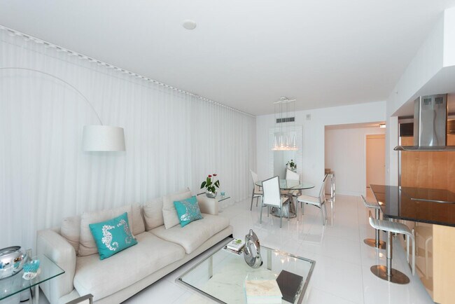 Photo - 6899 Collins Ave Unit 908
