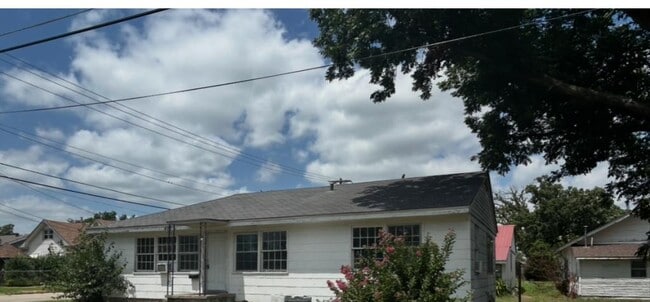 Building Photo - 408 S Highland Ave Rental