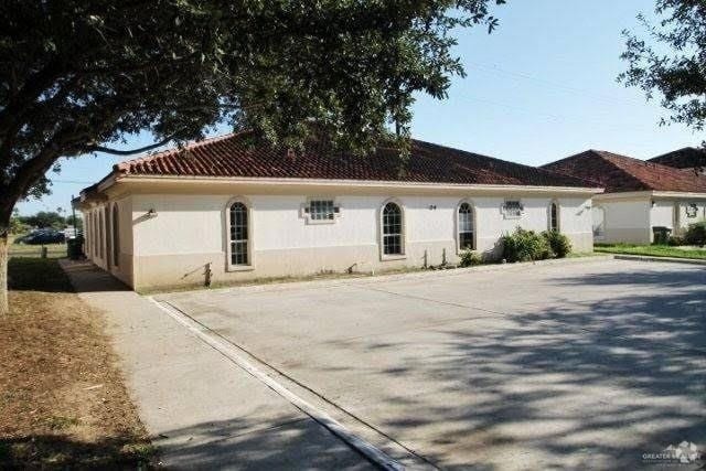Building Photo - 604 Buena Vista Dr Unit F Rental