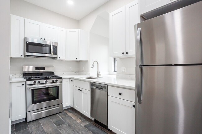 Photo - 603 Massachusetts Ave Unidad R3 Rental