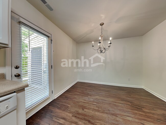 Photo - 1209 Plexor Ln