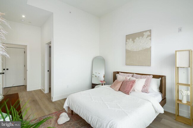 Photo - 5013 Springfield Ave Unidad 402