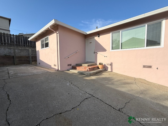 Photo - Fully Remodeled 3BR/1.5BA Duplex Unit w/ Garage in South San Francisco