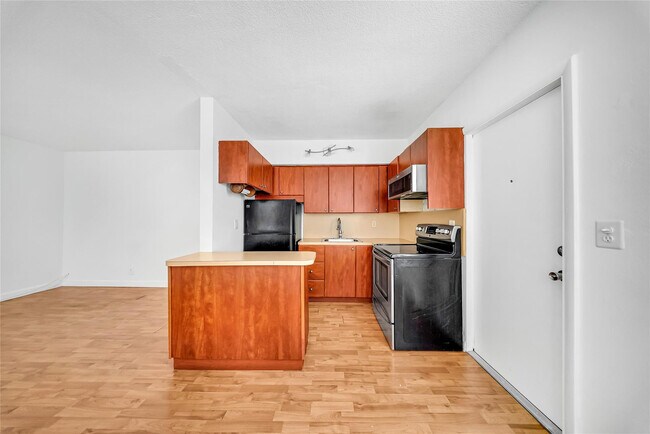 Photo - 3525 Tyler St Unit 9