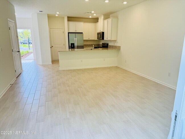 Photo - 13540 UTE Pl