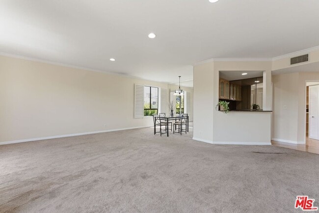 Photo - 1315 S Roxbury Dr Unit 201