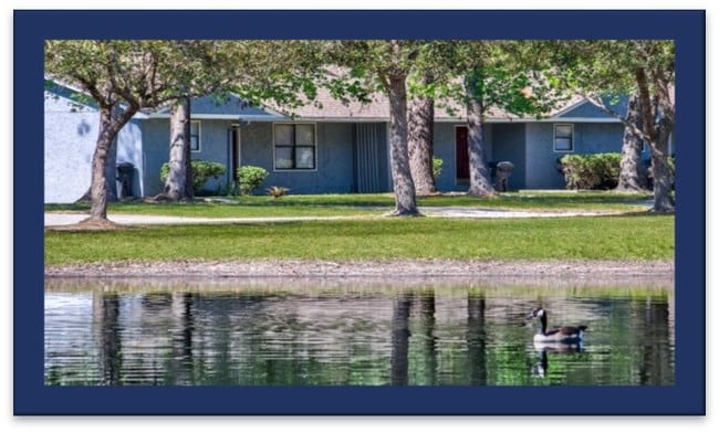 Country Lakes
