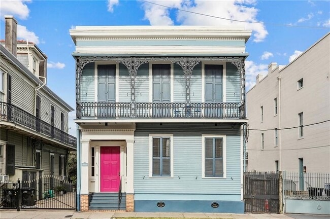 Building Photo - 817 Esplanade Ave Unit 1