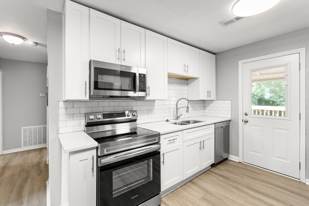 Photo - 3400 Clifton Ave (Nashville, TN)