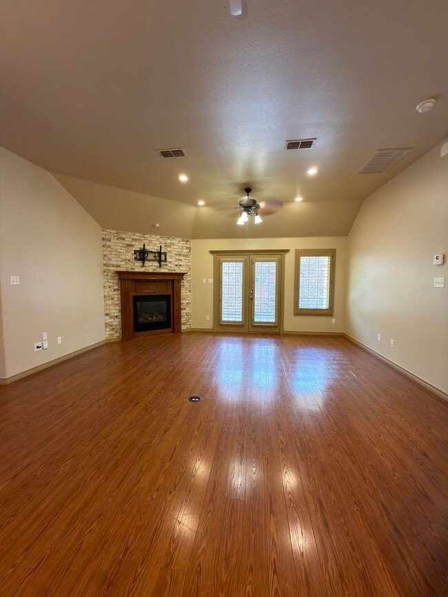 Photo - Immaculate garden home in Tivoli Estates