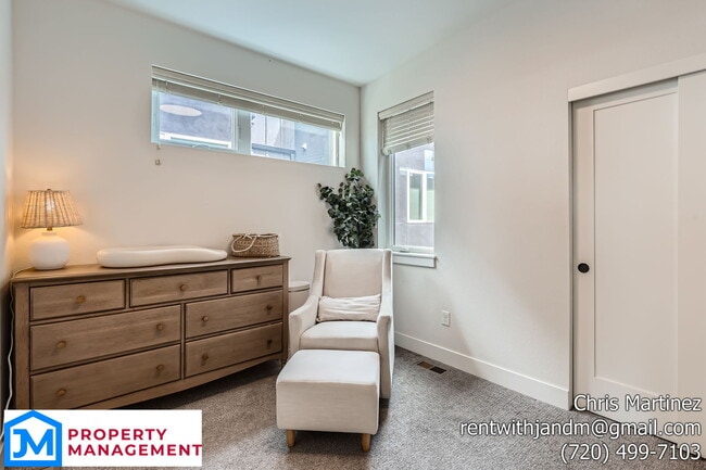 Photo - 1230 Perry St