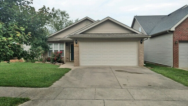 Building Photo - 121 Blue Heron Pl