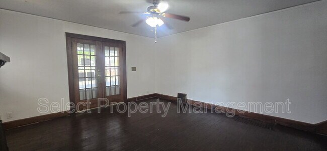 Photo - 4111 S Calhoun St