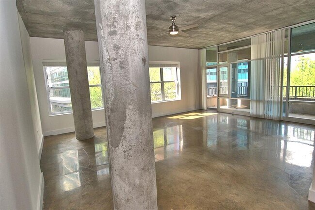 Photo - 845 Spring St NW Unit 101