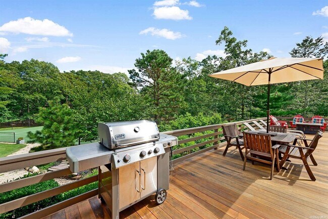 Photo - 643 Stephen Hands Path