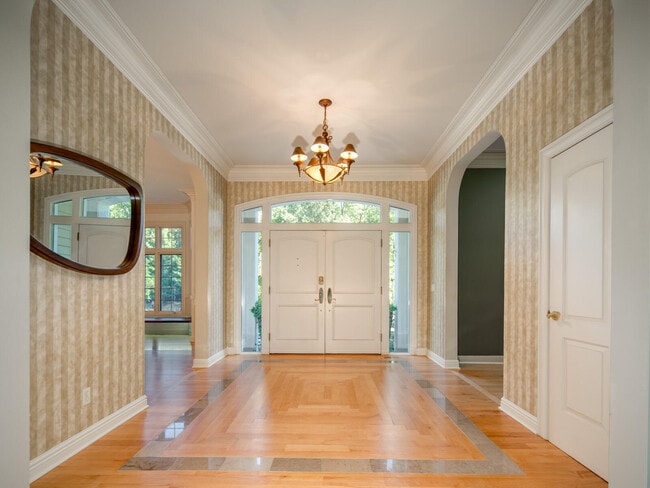 Photo - 4608 Old Grand River Trail NE