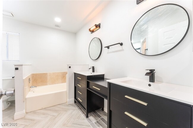 Building Photo - 3951 Steinbeck Dr Rental
