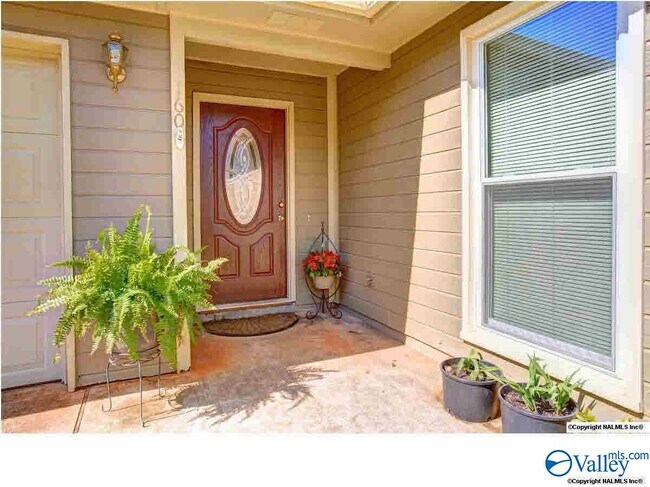 Photo - 160 Lewis Ln