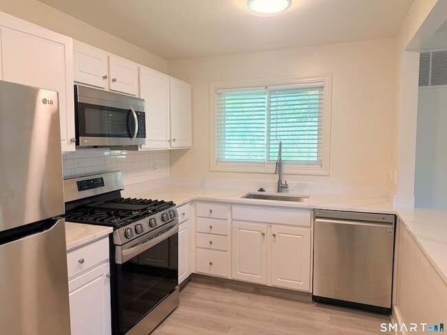 86 Montoya Dr