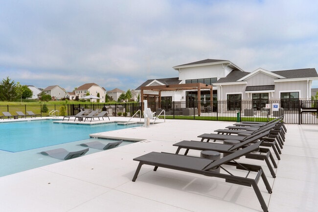 Seasons at Spring Street Resort-Style Pool