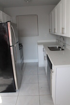 Photo - 580 North Miami Apartments