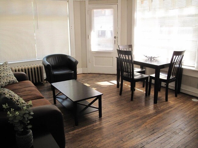 Building Photo - 107 Dryden Rd Unit 2 Rental
