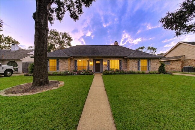 Building Photo - 2523 Anniston Dr Rental