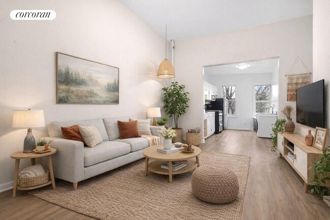 Photo - 190 Stockholm St